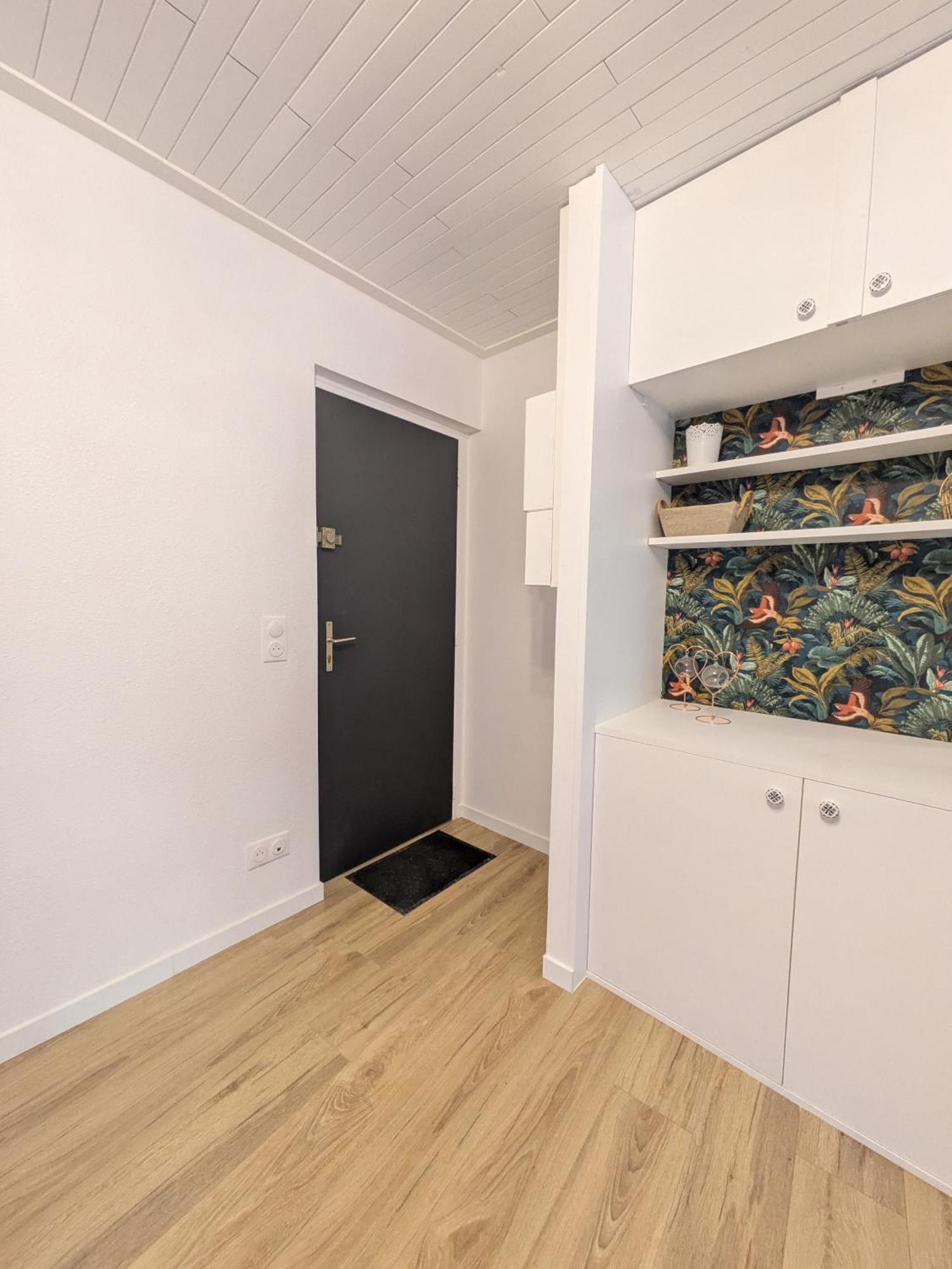 Apartament Sous La Tour Poligny  Zewnętrze zdjęcie