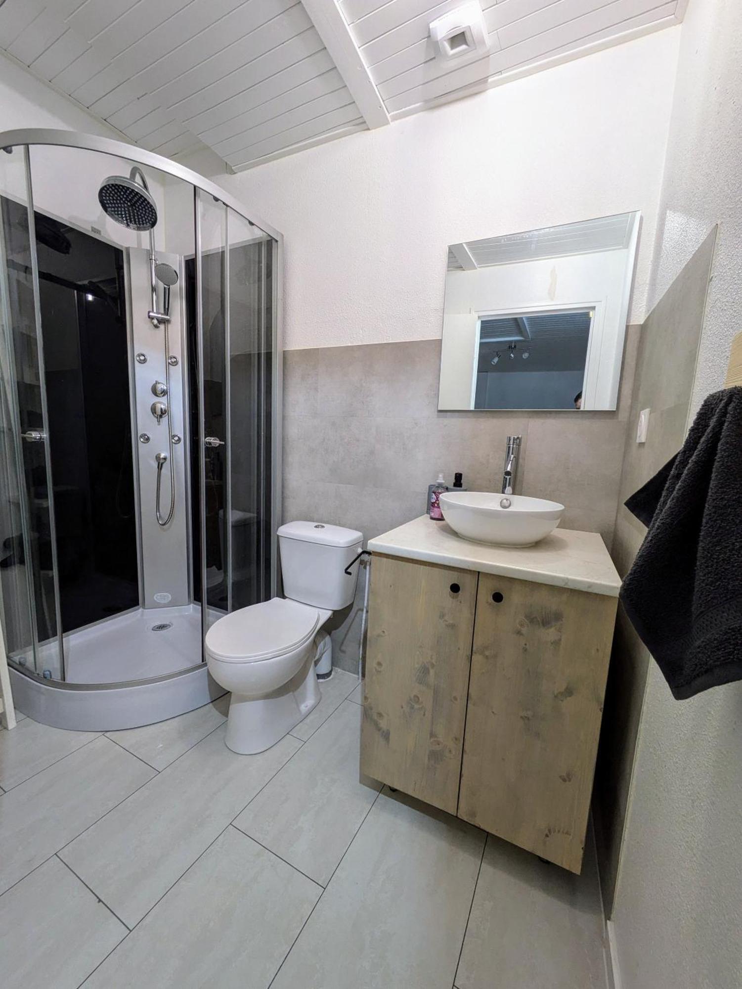 Apartament Sous La Tour Poligny  Zewnętrze zdjęcie