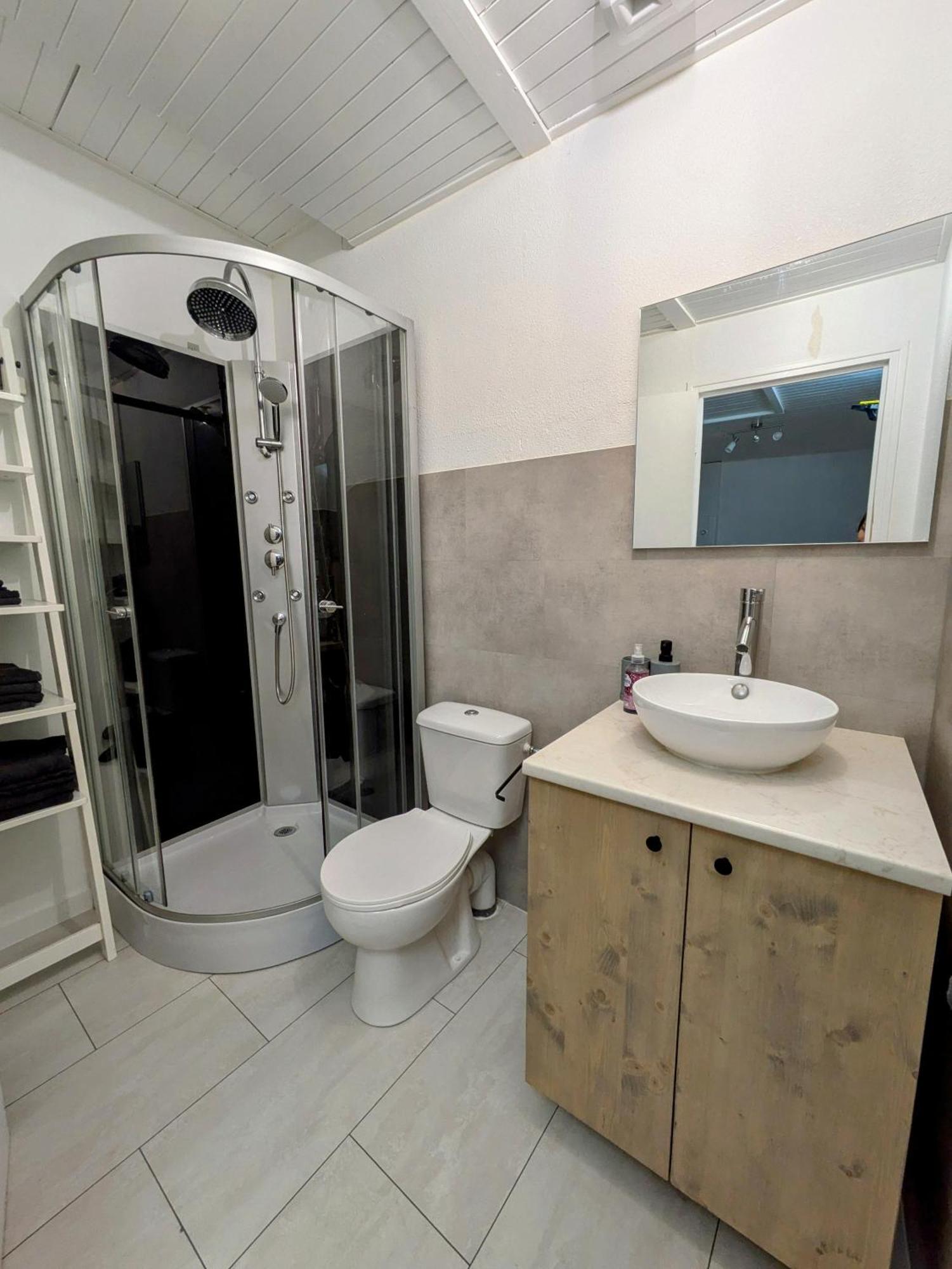 Apartament Sous La Tour Poligny  Zewnętrze zdjęcie